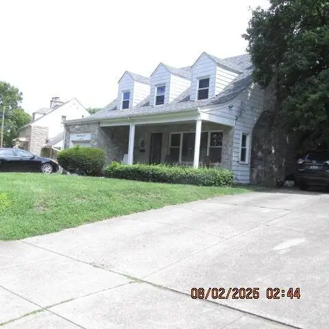 1993 Greenway Avenue N, Columbus, OH 43219