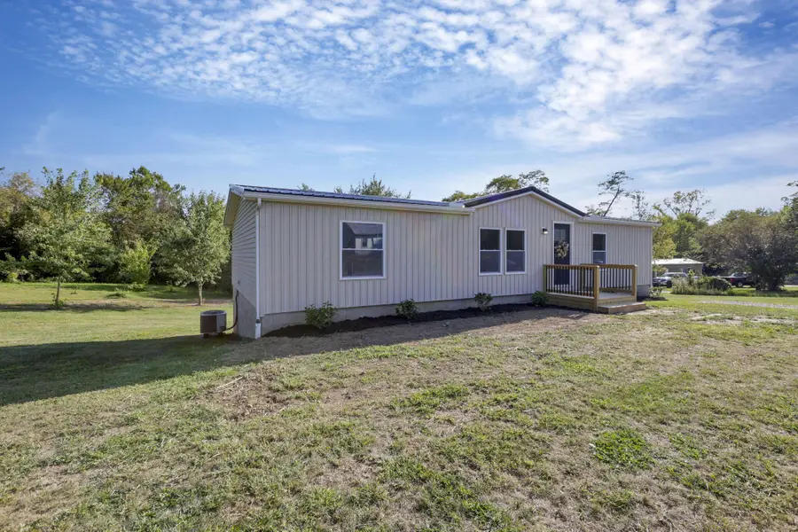 5475 Rush Creek Road, Somerset, OH 43783 - Image #3