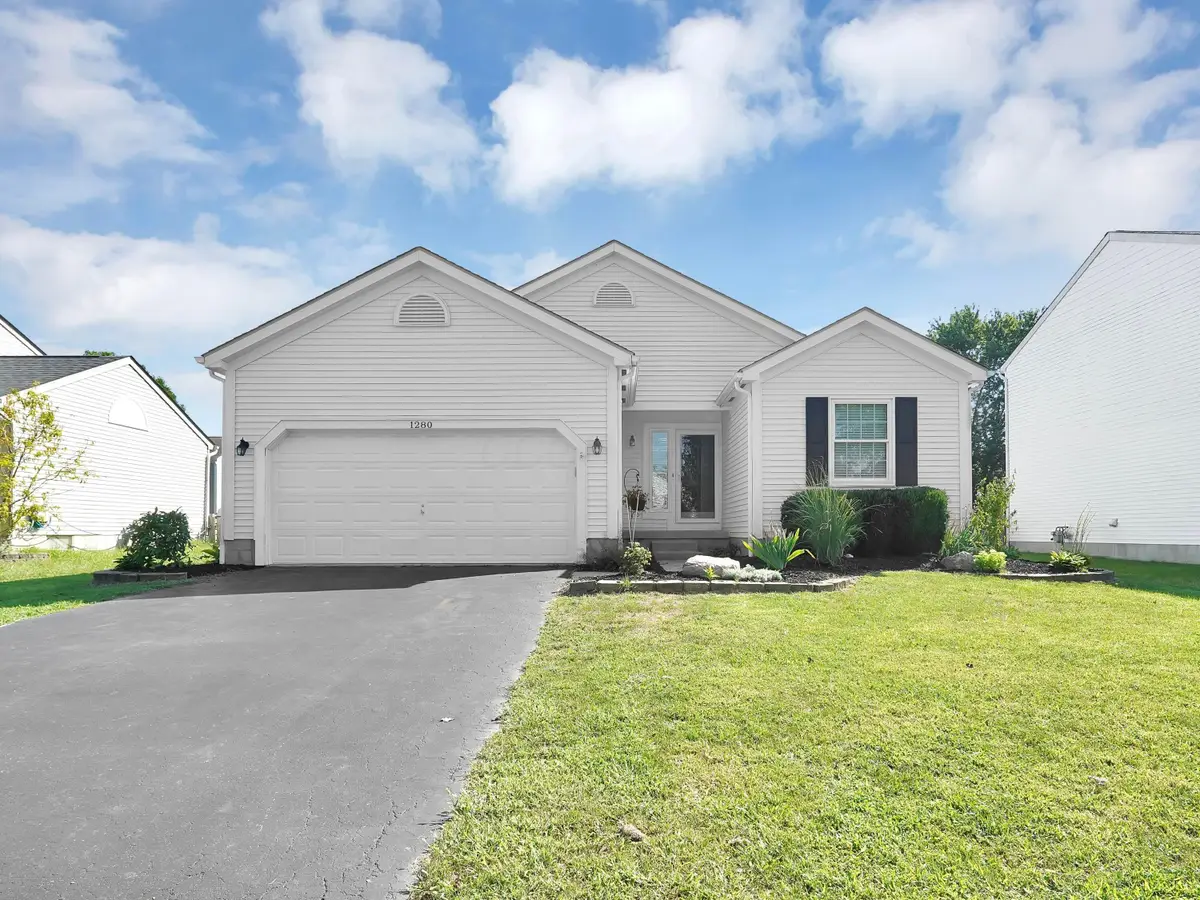 1280 Four Star Drive W, Galloway, OH 43119 - Image #1