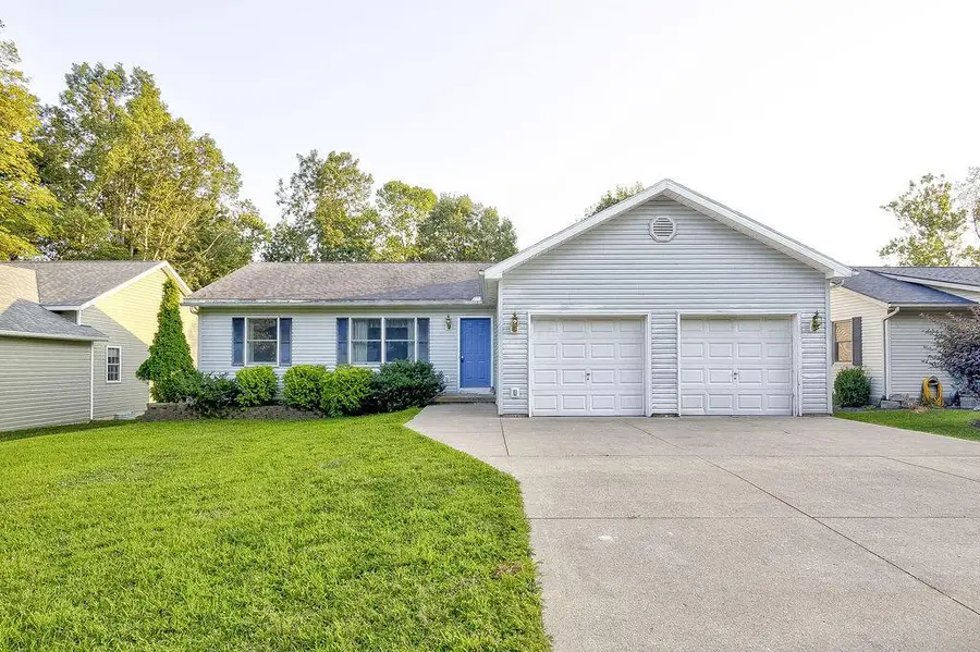 667 Winesap Circle, Howard, OH 43028 - Image #2