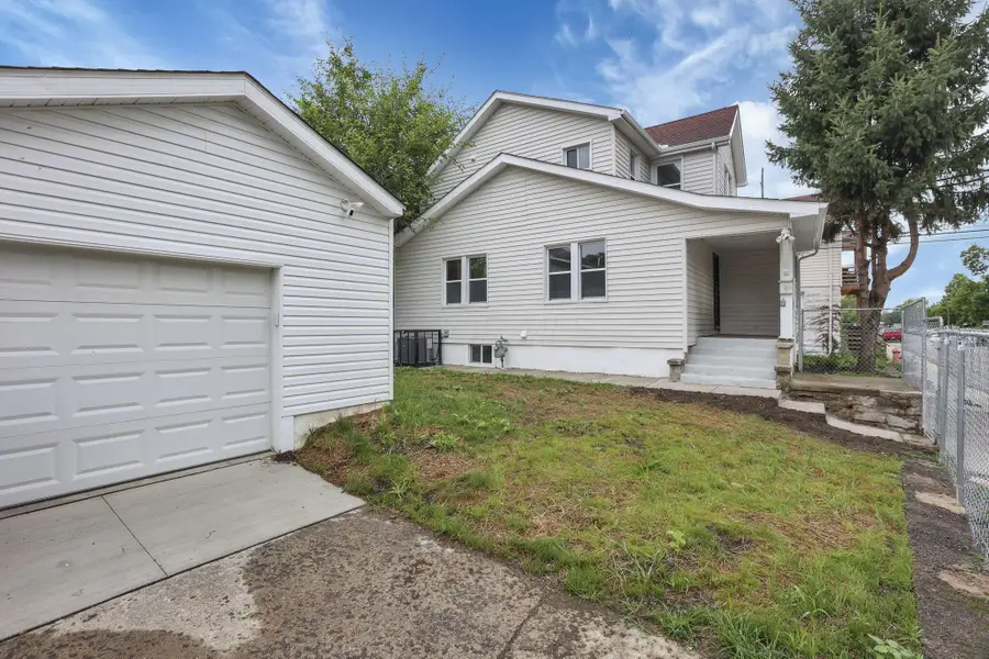 351 Dakota Avenue, Columbus, OH 43223 - Image #2