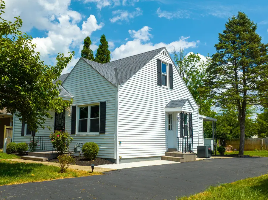 50 N Broadleigh Road, Columbus, OH 43209 - Image #2