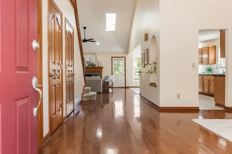 6653 Wynwright Drive, Dublin, OH 43016 - Image #2