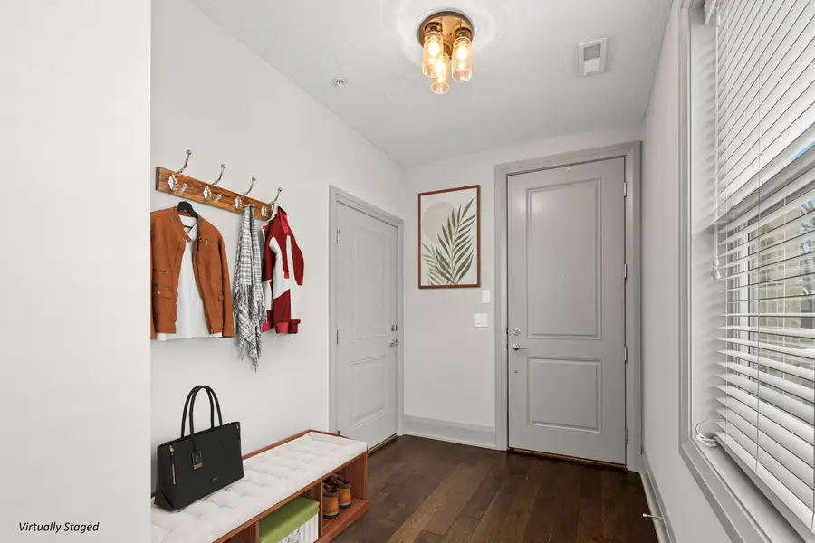 998 Ewing Alley, Columbus, OH 43201 - Image #3