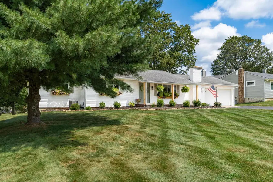 330 W Columbus Street, Lithopolis, OH 43136 - Image #2