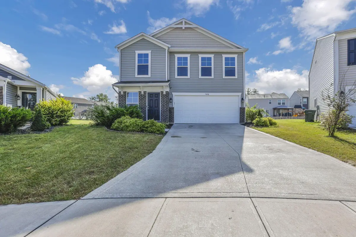 7490 Sugarbark Court, Canal Winchester, OH 43110 - Image #1