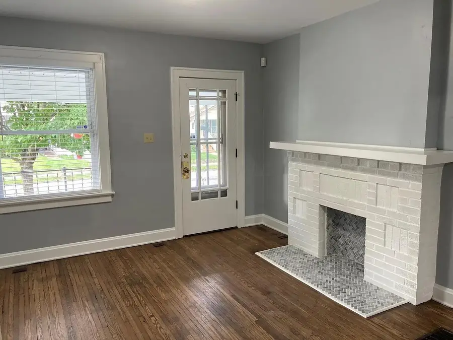 270 E Jenkins Avenue, Columbus, OH 43207 - Image #2