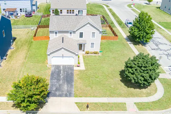 43 Hawthorne Drive, Ashville, OH 43103