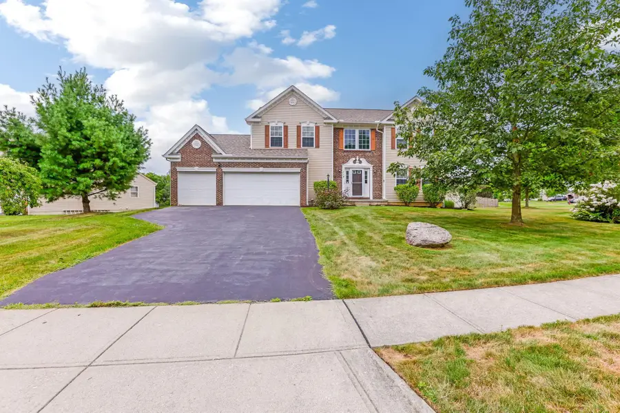 117 Deer Path Court, Pataskala, OH 43062 - Image #2
