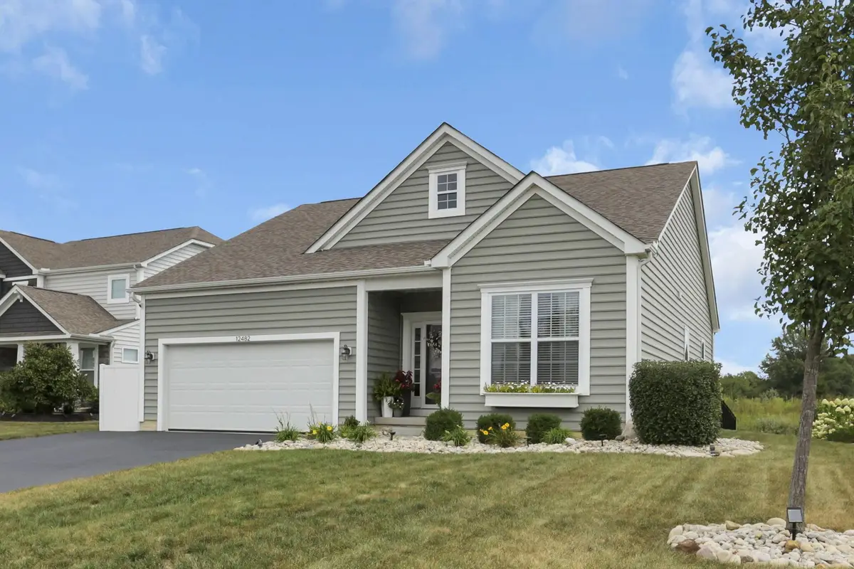 12482 Prairie View Drive Nw, Pickerington, OH 43147 - Image #1