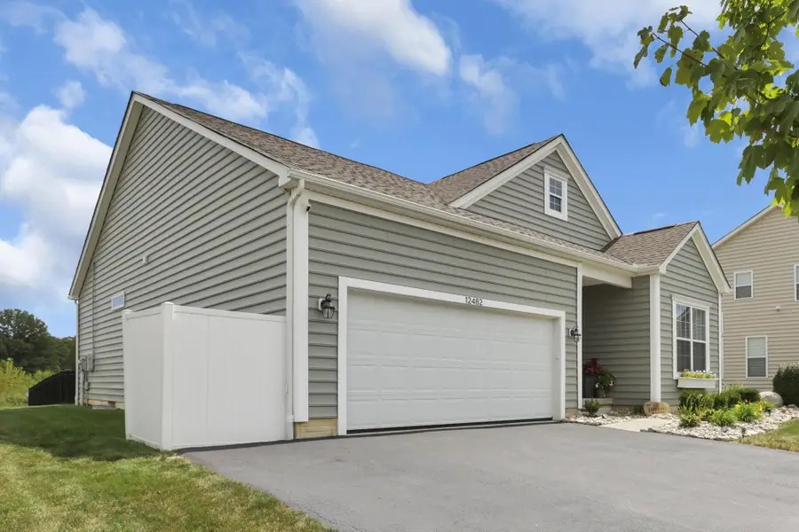 12482 Prairie View Drive Nw, Pickerington, OH 43147 - Image #2
