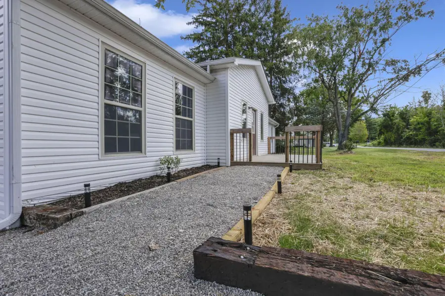 5170 Fairfield Beach Road Ne, Thornville, OH 43076 - Image #3