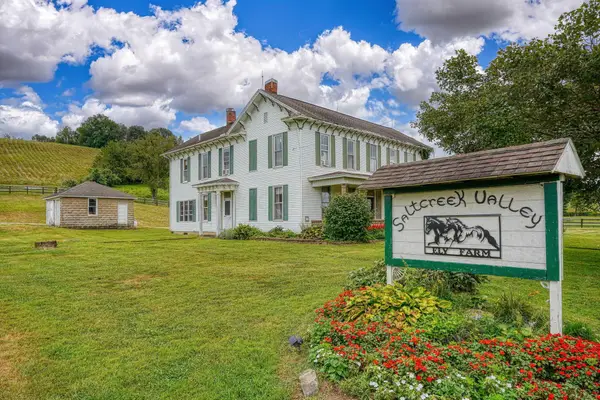 16946 St Rt 56, Laurelville, OH 43135