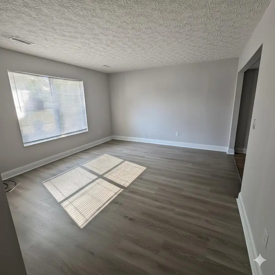 7871 Thornfield Lane, Columbus, OH 43235 - Image #2