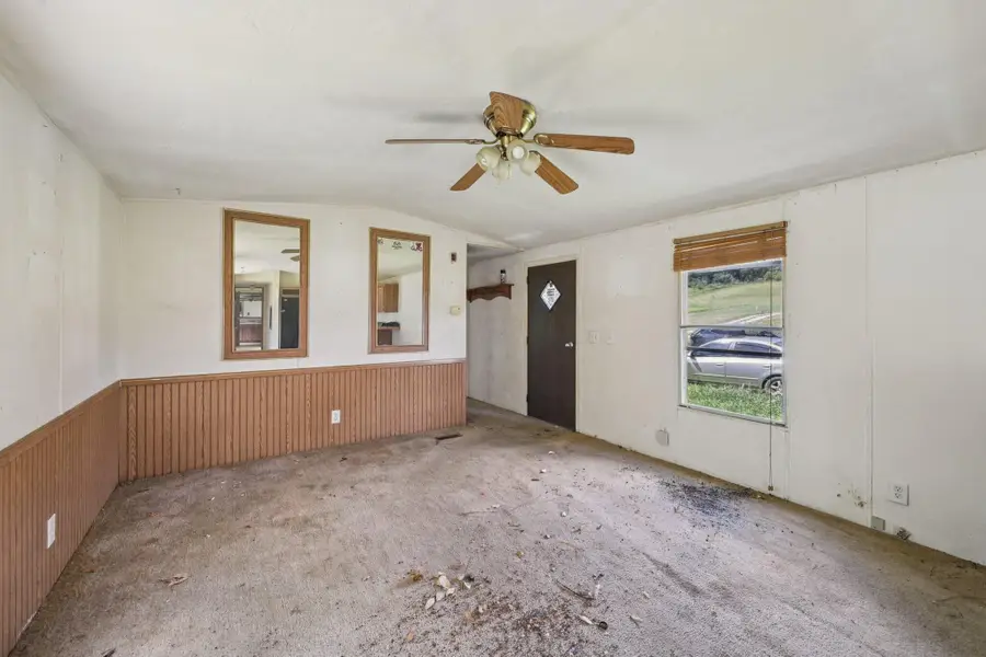 8520 Purity Road Ne, Saint Louisville, OH 43071 - Image #2