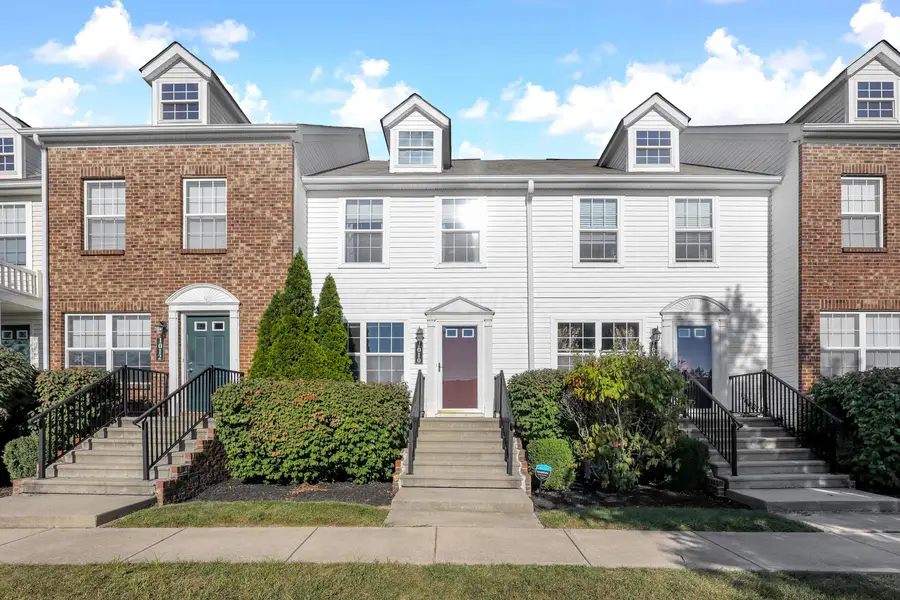 1010 Hartford Village Boulevard, Columbus, OH 43228 - Image #3