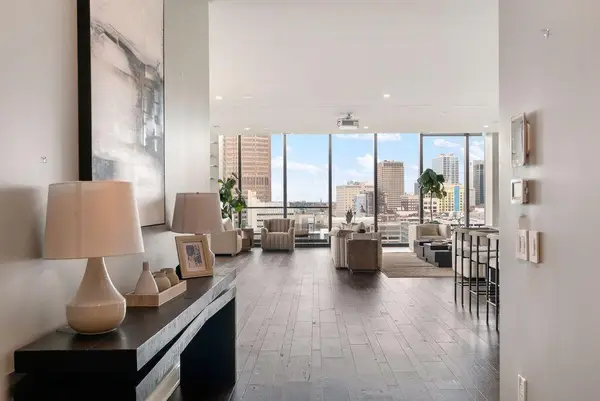 250 W Spring Street, Columbus, OH 43215