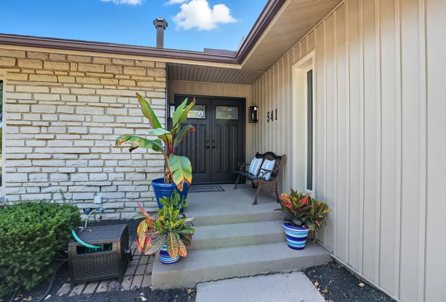 941 Clubview Boulevard S, Columbus, OH 43235 - Image #2