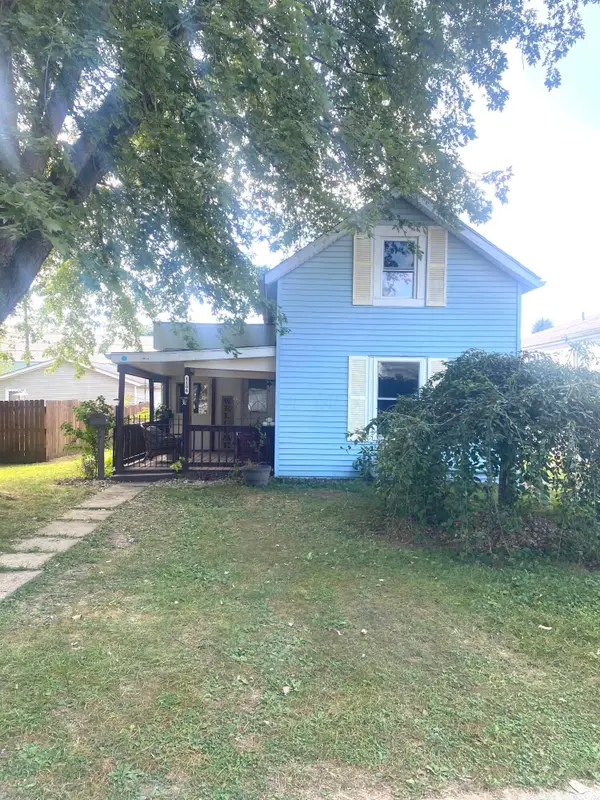 1106 E Walnut Street, Lancaster, OH 43130