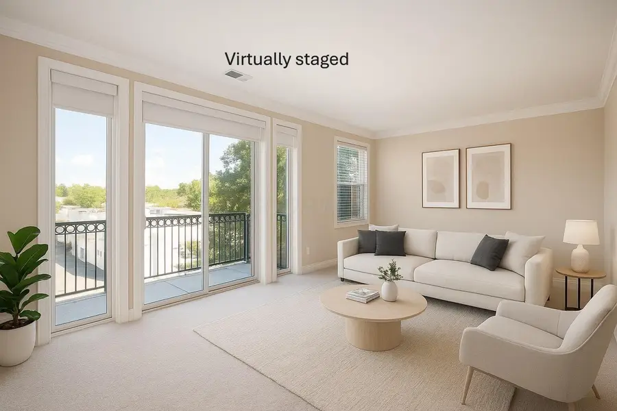 953 Ingleside Avenue, Columbus, OH 43215 - #3