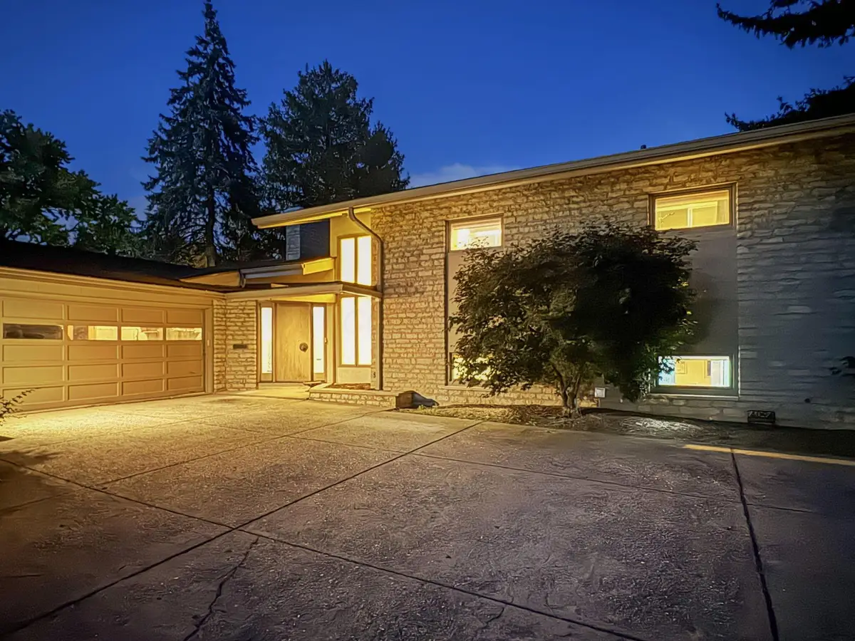 4094 Lyon Drive, Upper Arlington, OH 43220 - Image #1