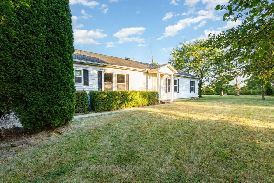 10586 Baldwin Road, Mount Sterling, OH 43143 - Image #2