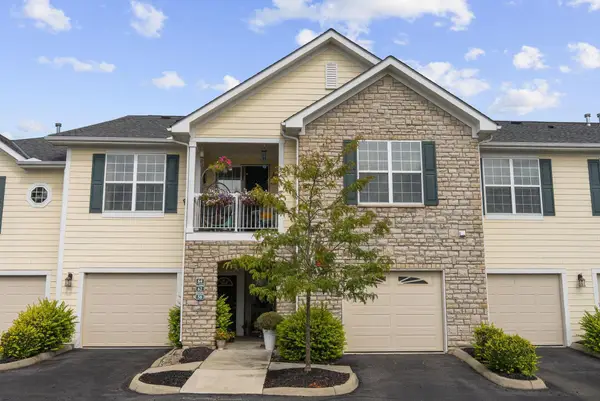 64 Lakes At Cheshire Drive, Delaware, OH 43015