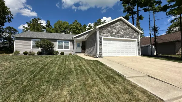 1413 Pinewood Court, Bellefontaine, OH 43311