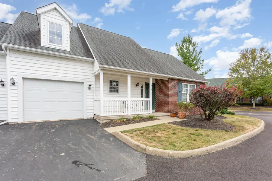 676 Norfolk Court, Johnstown, OH 43031 - Image #2