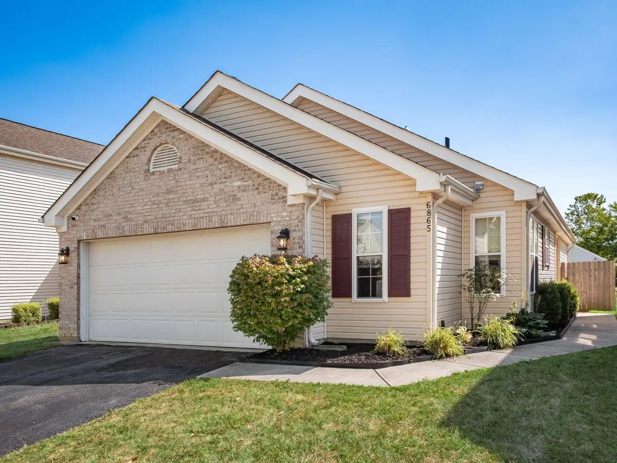 6865 Manor Crest Lane, Canal Winchester, OH 43110 - Image #1