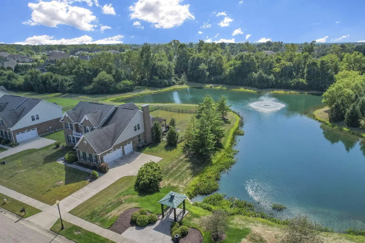 10500 Wallingsford Circle, Centerville, OH 45458 - Image #1