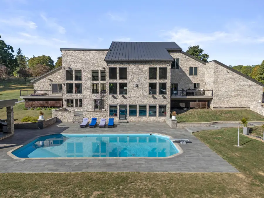 17980 Gambier Road, Mount Vernon, OH 43050 - Image #3