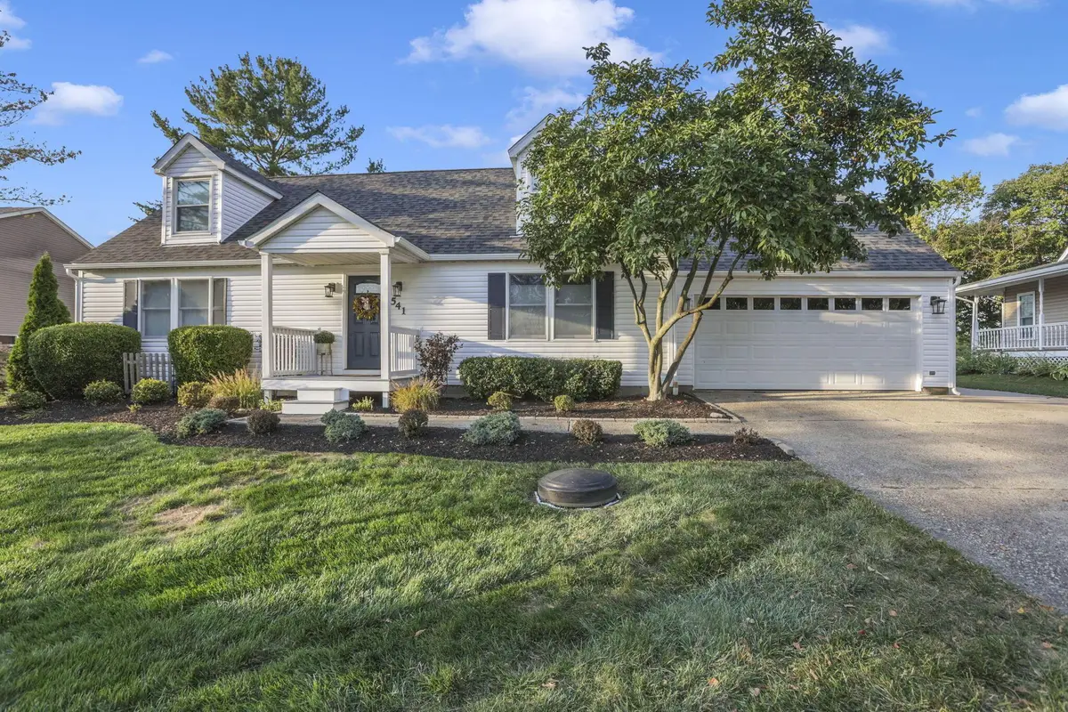 541 Lakeshore Drive E, Hebron, OH 43025 - Image #1