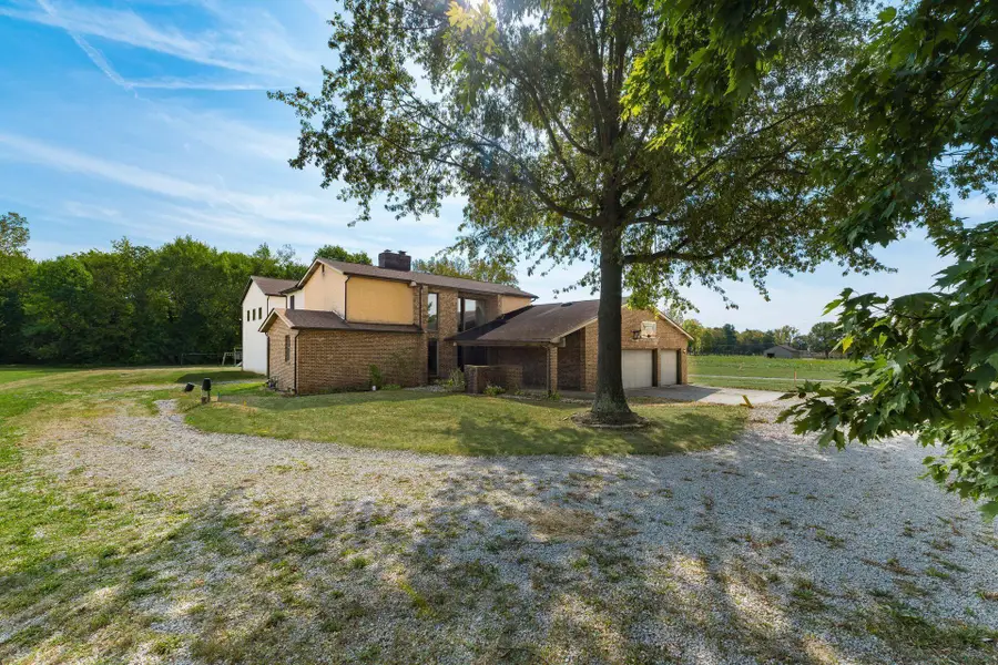 7234 Pickerington Road, Canal Winchester, OH 43110 - Image #2