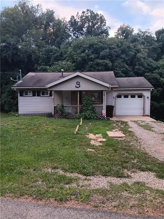 2105 Chewelah Avenue, Zanesville, OH 43701 - #1