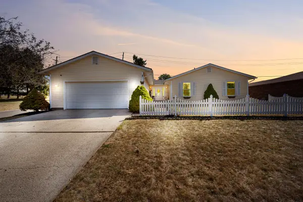 101 S Heather Hill Drive, Bellefontaine, OH 43311