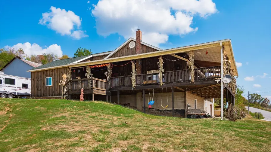 18513 Hobbler Lane, Lore City, OH 43755 - Image #2