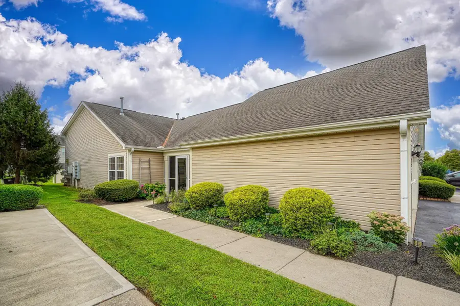 673 Kildow Court, Ashville, OH 43103 - Image #2