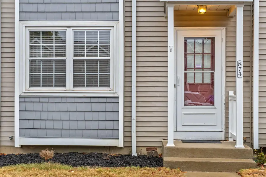 874 Charnwood Lane, Columbus, OH 43085 - Image #3