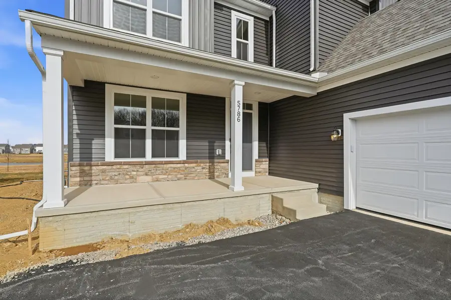 5786 Shadowfair Lane, Powell, OH 43065 - Image #3