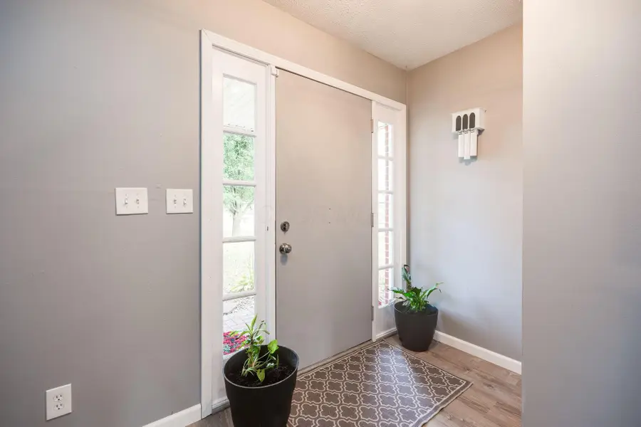 75 Country Manor Drive Se, Washington Court House, OH 43160 - Image #2