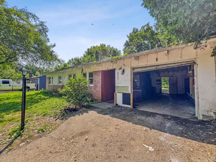 2547 Ferris Park Drive S, Columbus, OH 43224 - Image #3