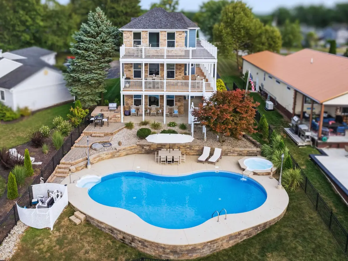 2086 Palouse Drive, London, OH 43140 - Image #1