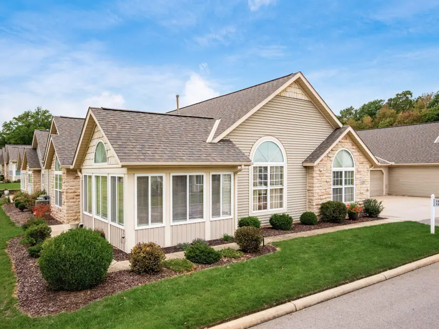 1125 Cobblefield Drive, Ontario, OH 44903 - Image #2