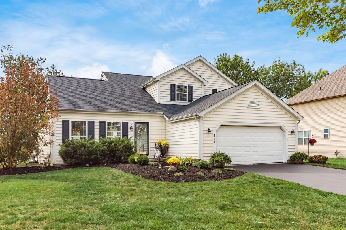 1895 Sunridge Drive, Grove City, OH 43123 - Image #1