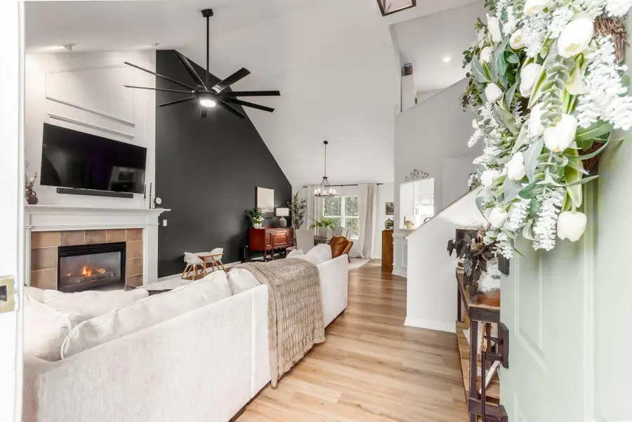 1895 Sunridge Drive, Grove City, OH 43123 - Image #3