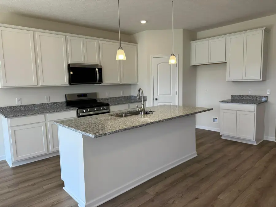 5435 Morning Glory Street, South Bloomfield, OH 43103 - Image #2