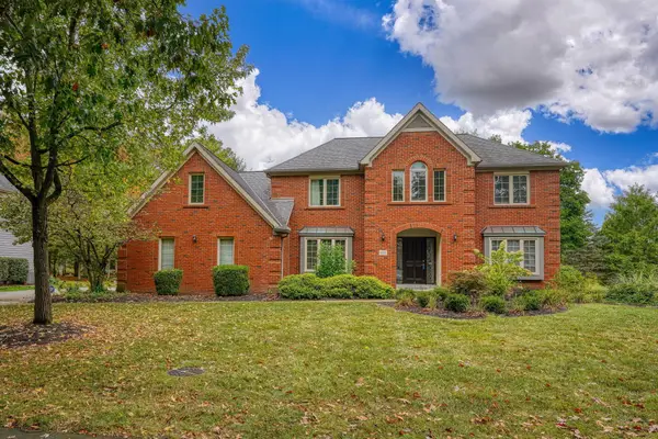 1221 Belcross Drive, New Albany, OH 43054