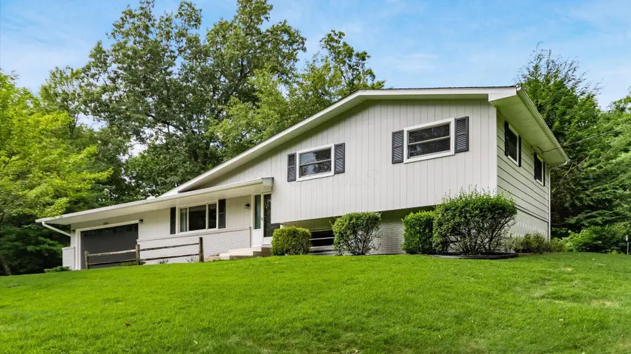 399 Pleasantview Drive, Granville, OH 43023 - Image #3