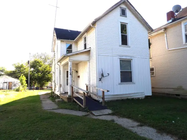 224 Harrison Avenue, Lancaster, OH 43130